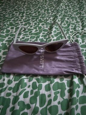 NEVER WORN Taylor Swift Speak Now (Taylor’s Version) sunglasses